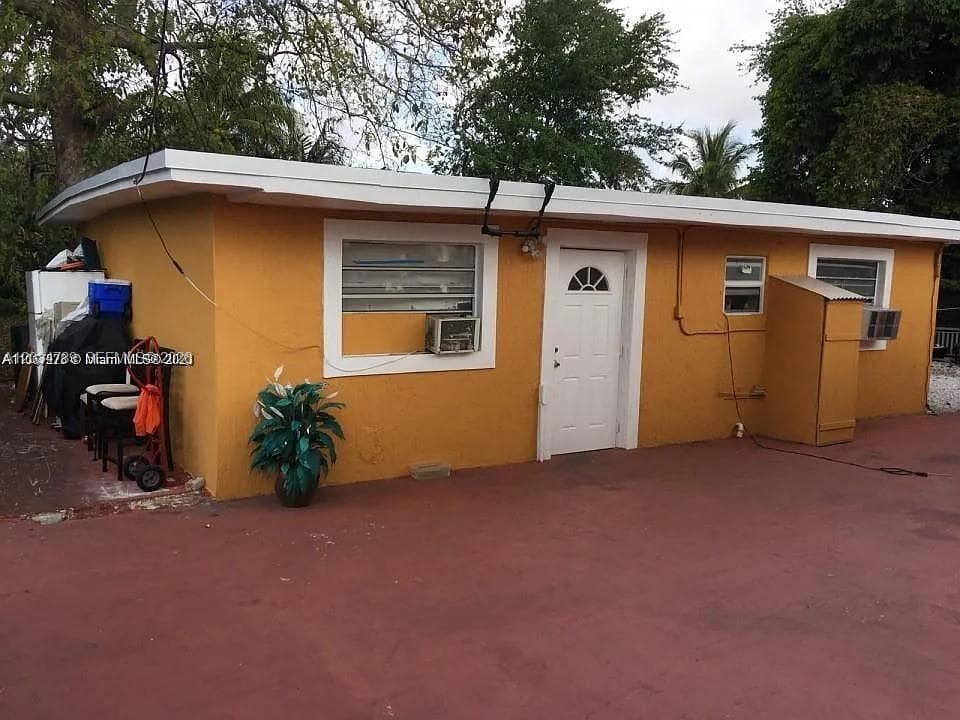10040 NW 8th Ave, Miami, FL 33150 photo 4