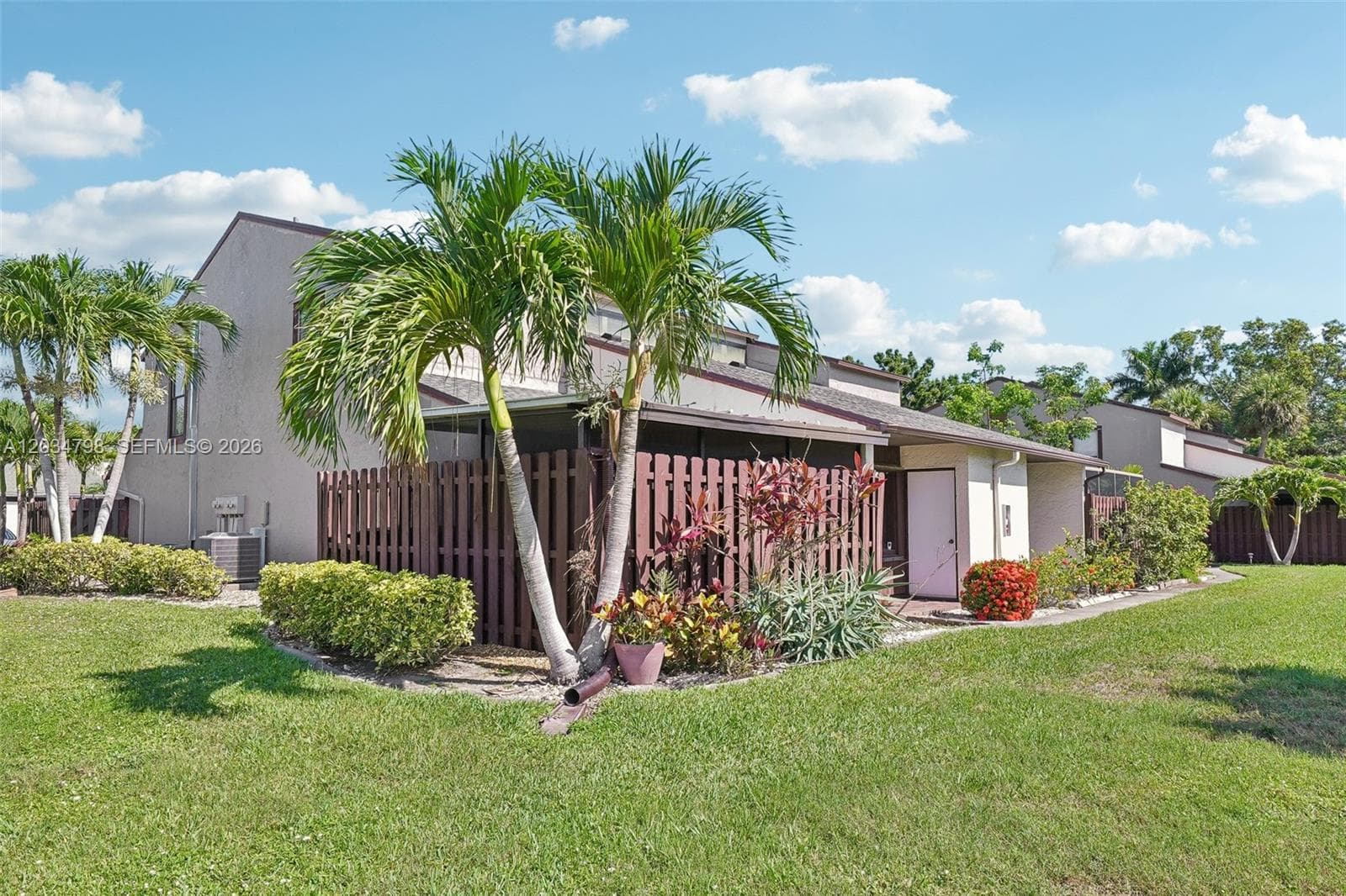 12939 Cherrydale Court, Fort Myers, FL 33919 photo 3