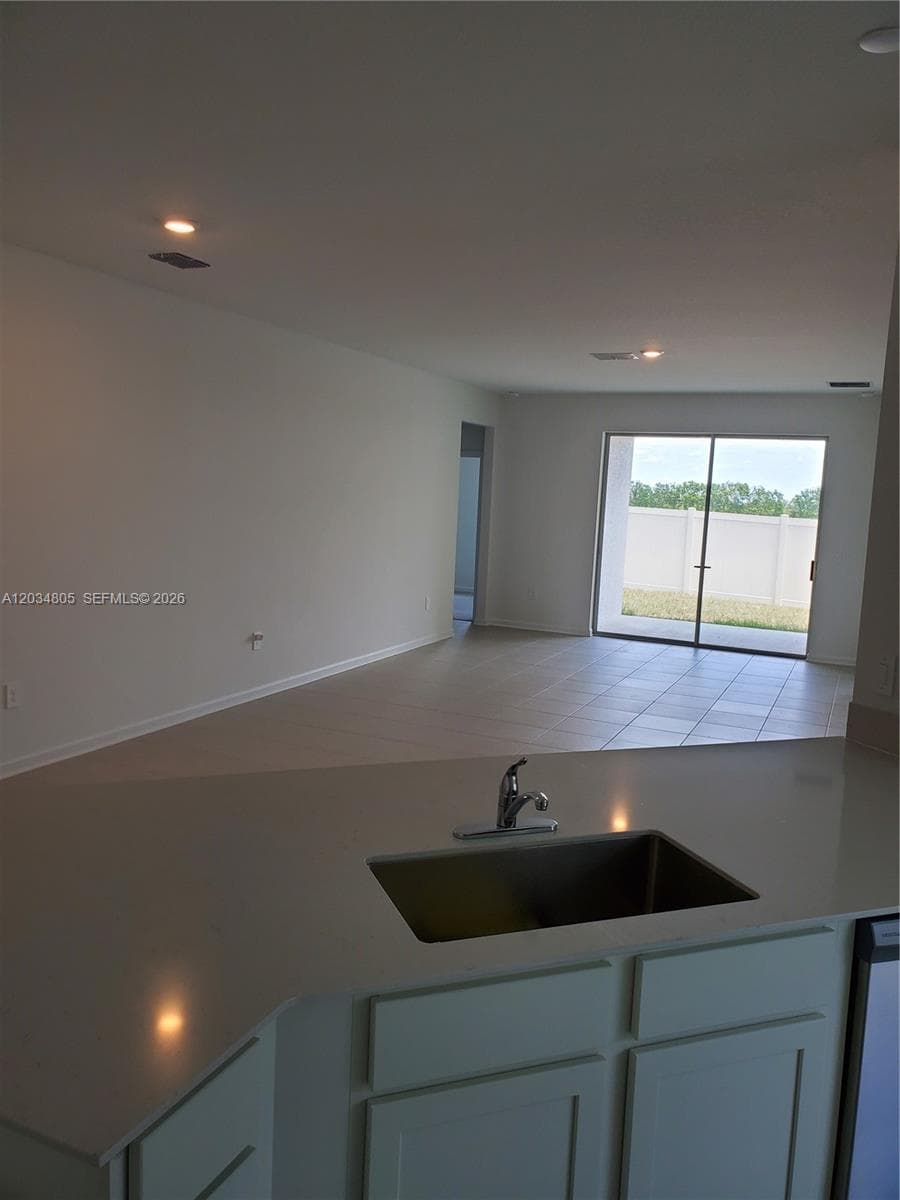 2455 BLUESTONE RD, Other City - In The State Of Florida, FL 33844 photo 5