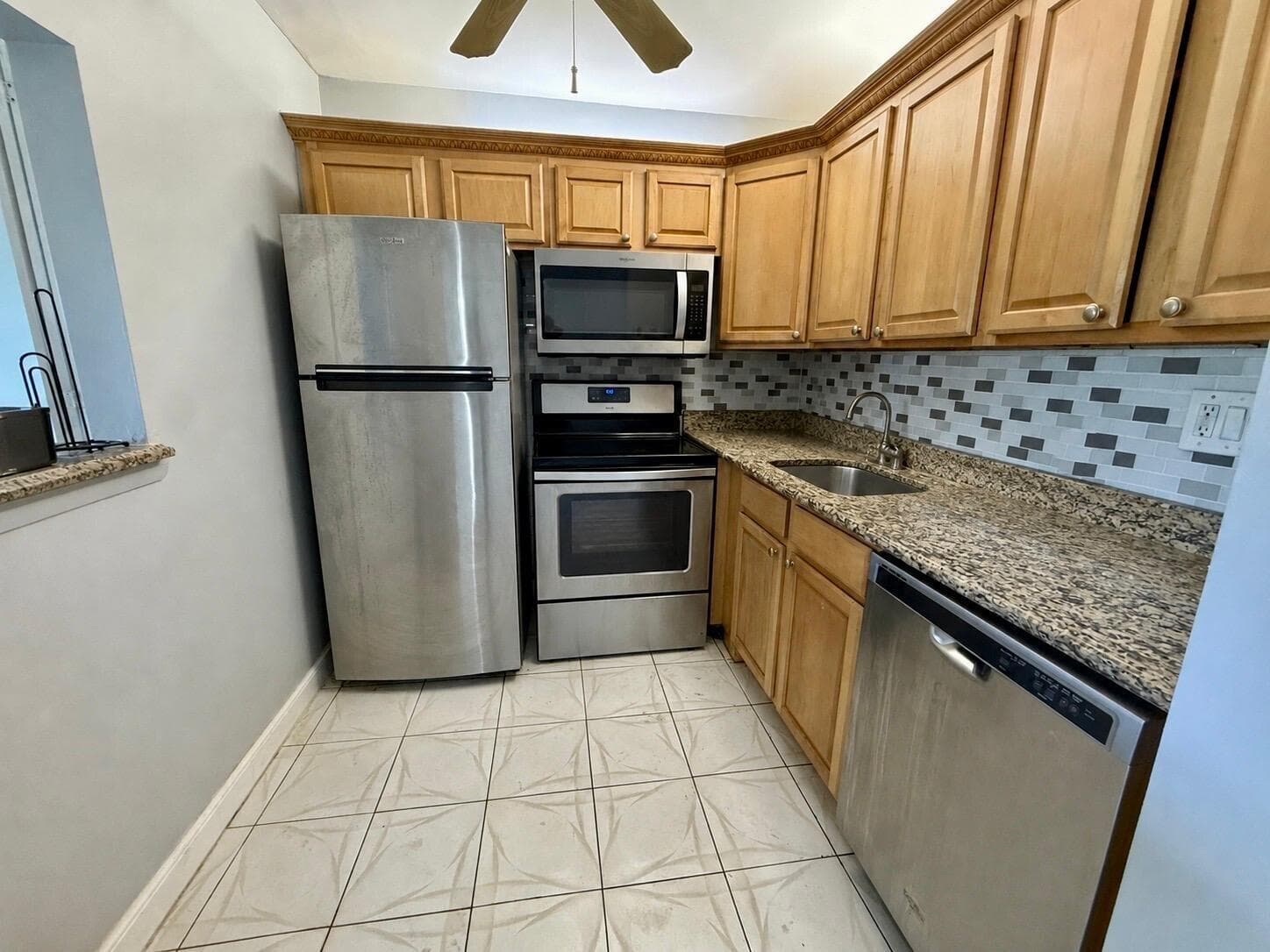 261 Suffolk, Boca Raton, FL 33434 photo 4