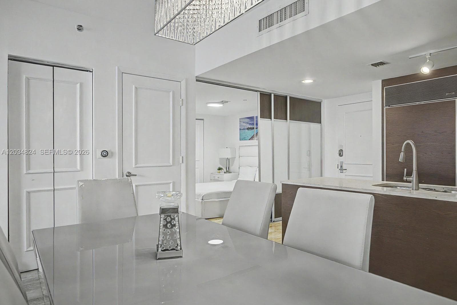 485 Brickell Ave # 2009, Miami, FL 33131 photo 5