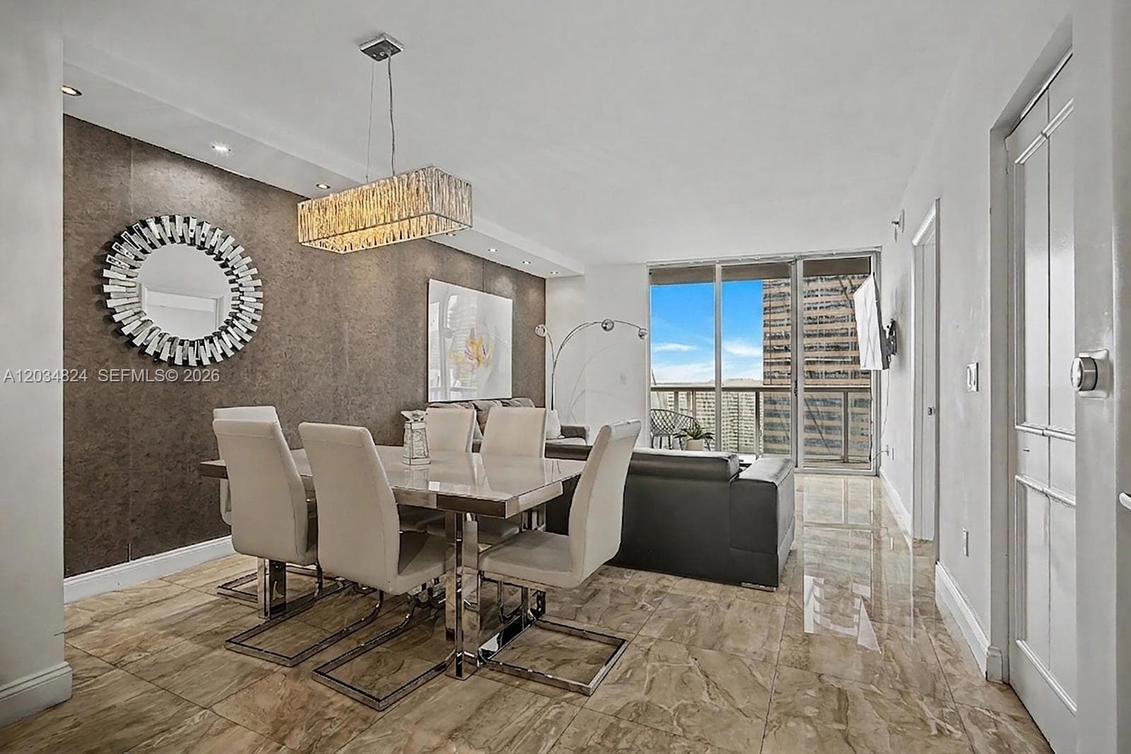 485 Brickell Ave # 2009, Miami, FL 33131 photo 4
