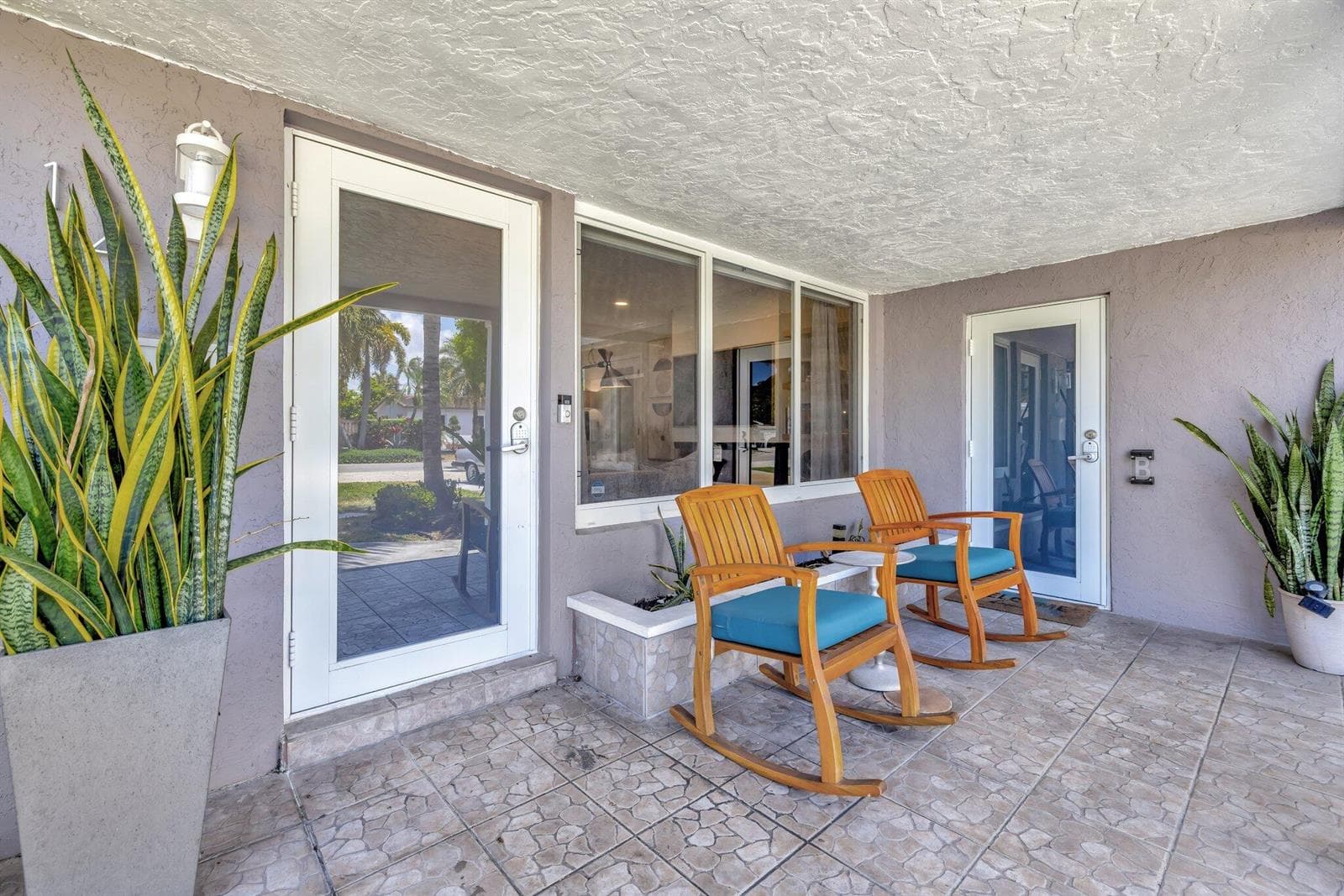 14 NE 26th Court, Wilton Manors, FL 33334 photo 3