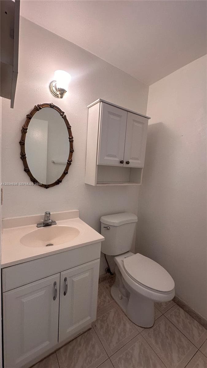 7646 Abbott Ave # 3, Miami Beach, FL 33141 photo 4