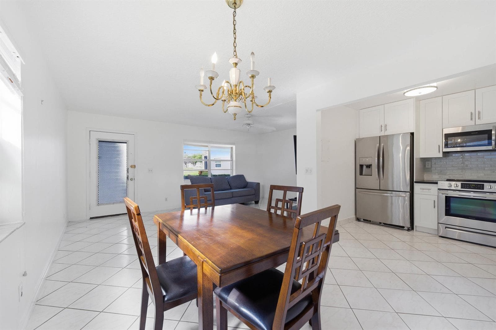 249 Burgundy F, Delray Beach, FL 33484 photo 3