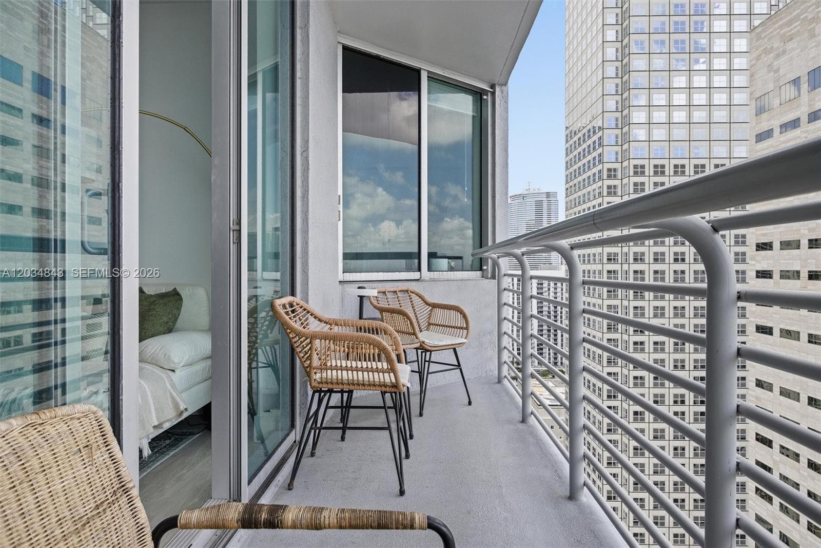 325 S Biscayne Blvd # 4022, Miami, FL 33131 photo 4