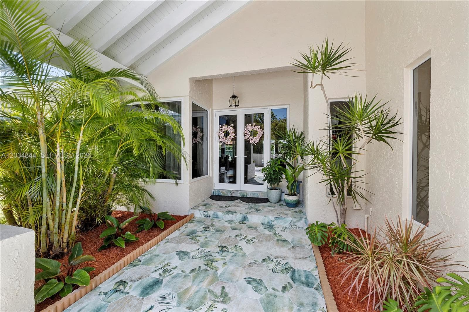 17640 Old Cutler Rd, Palmetto Bay, FL 33157 photo 2
