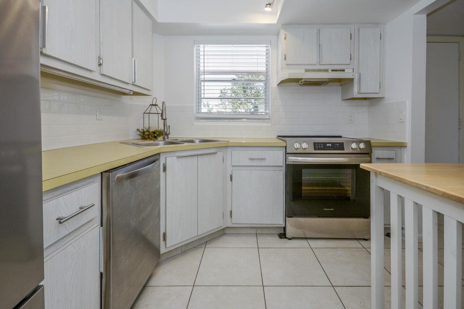18081 SE Country Club Drive # 26-256, Jupiter, FL 33469 photo 2