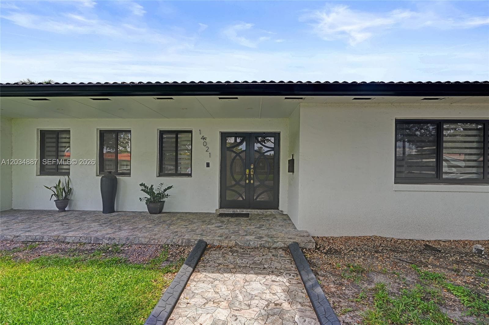 14021 Cypress Ct, Miami Lakes, FL 33014 photo 5