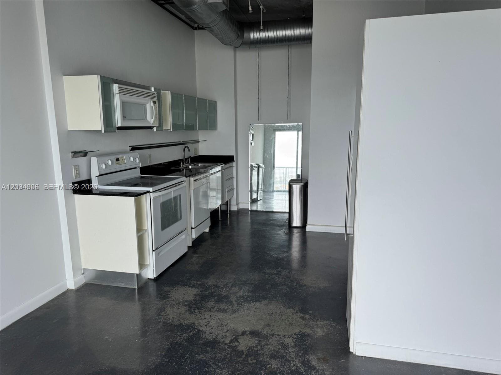 10 SW South River Dr # 812, Miami, FL 33130 photo 5