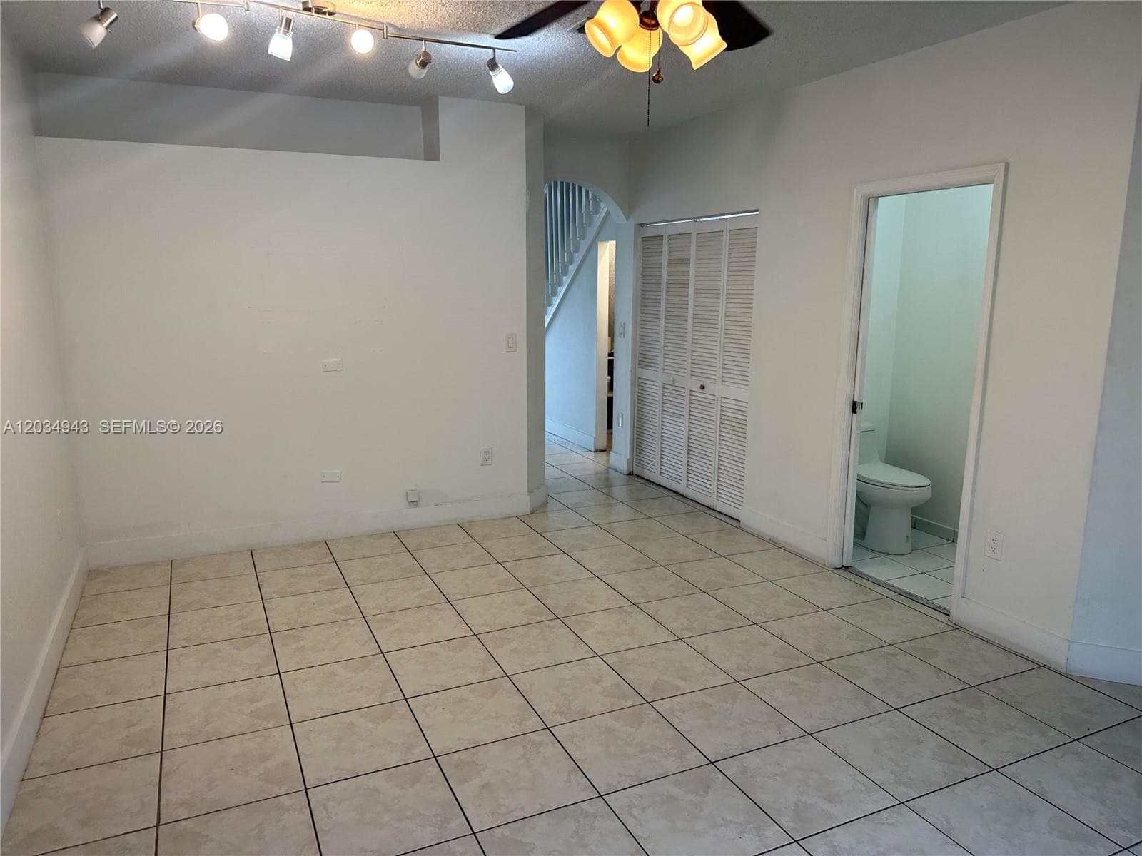 2306 SE 23rd Ave, Homestead, FL 33035 photo 2