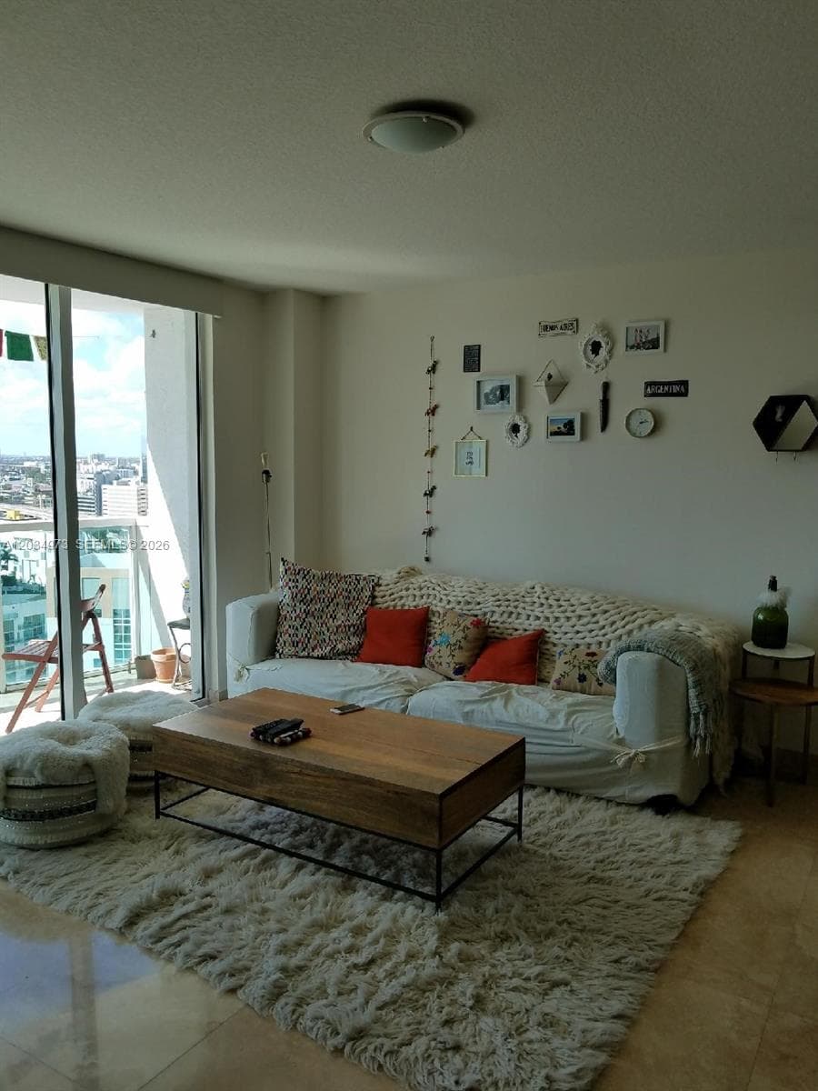 31 SE 5th St # 2205, Miami, FL 33131 photo 5