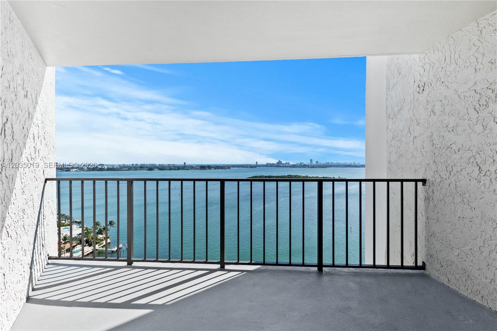 1800 NE 114th St # 2204, Miami, FL 33181 photo 4