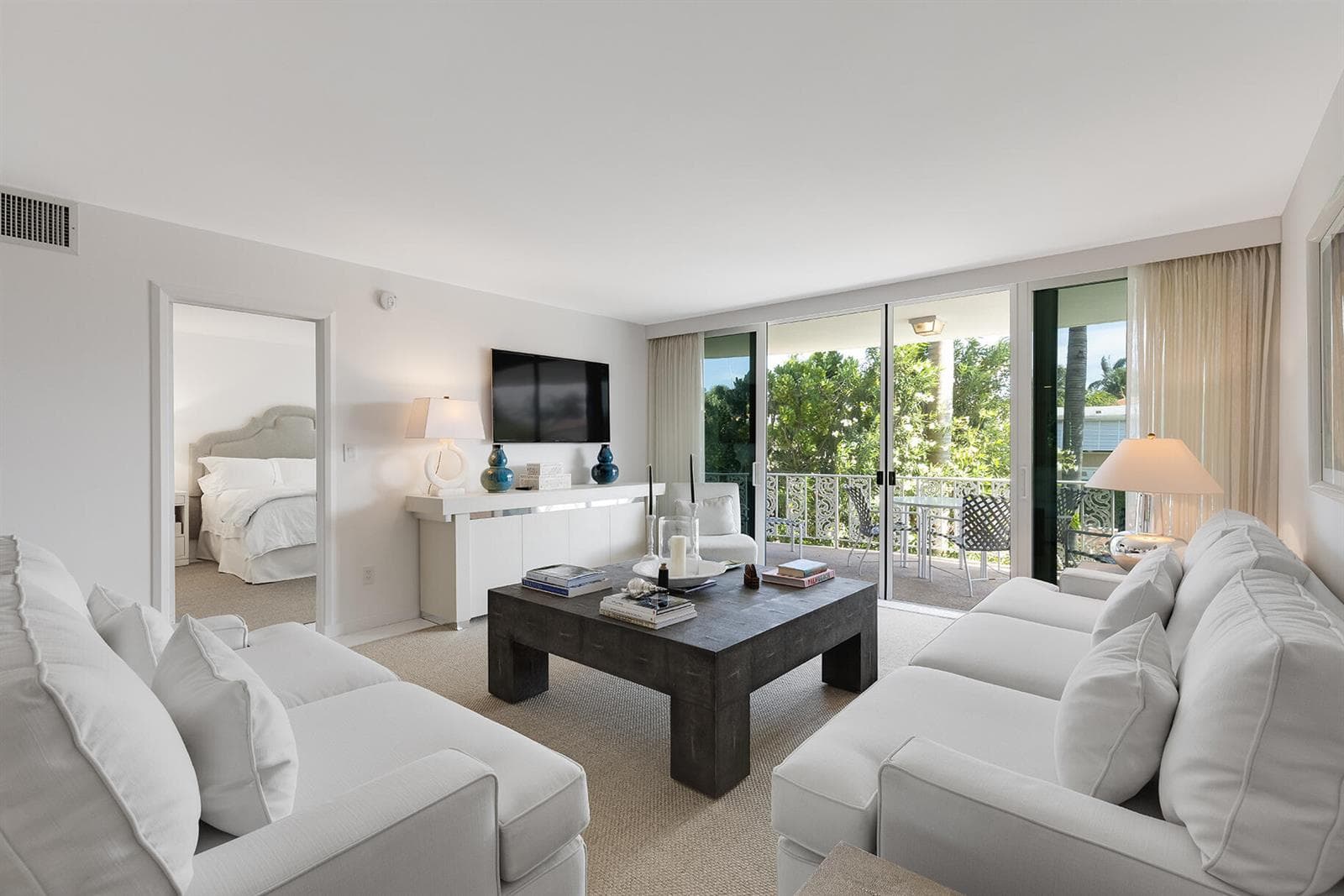 227 Australian Avenue # 1e, Palm Beach, FL 33480 photo 2