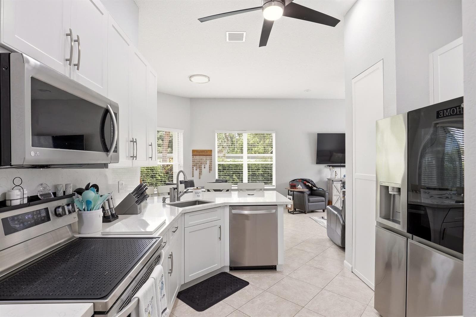 6583 Piemonte Drive, Boynton Beach, FL 33472 photo 2