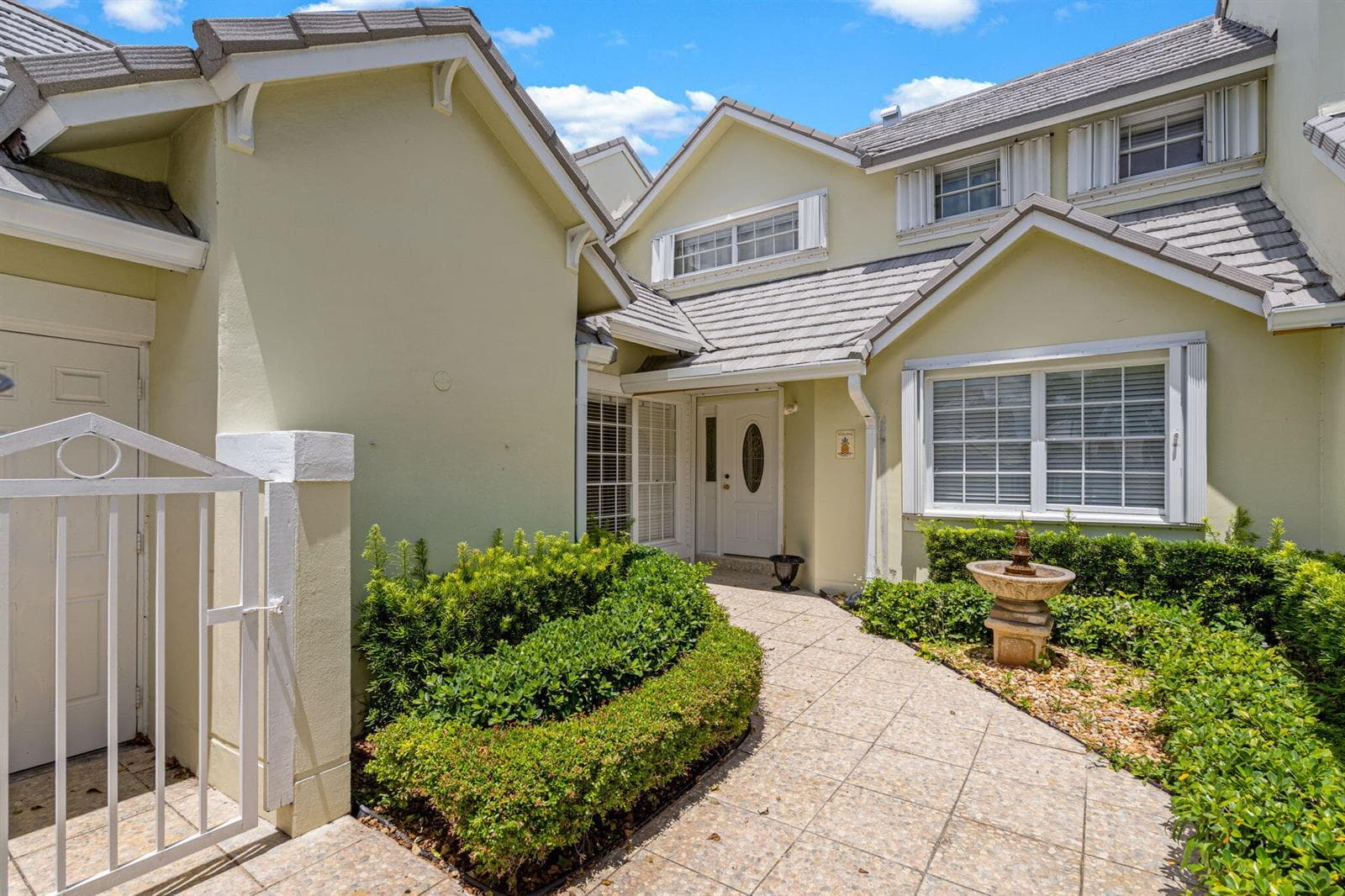4825 NW 98th Place, Doral, FL 33178 photo 4
