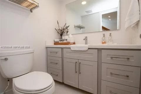 933 NW 106th Ave Cir, Miami, FL 33172 photo 5
