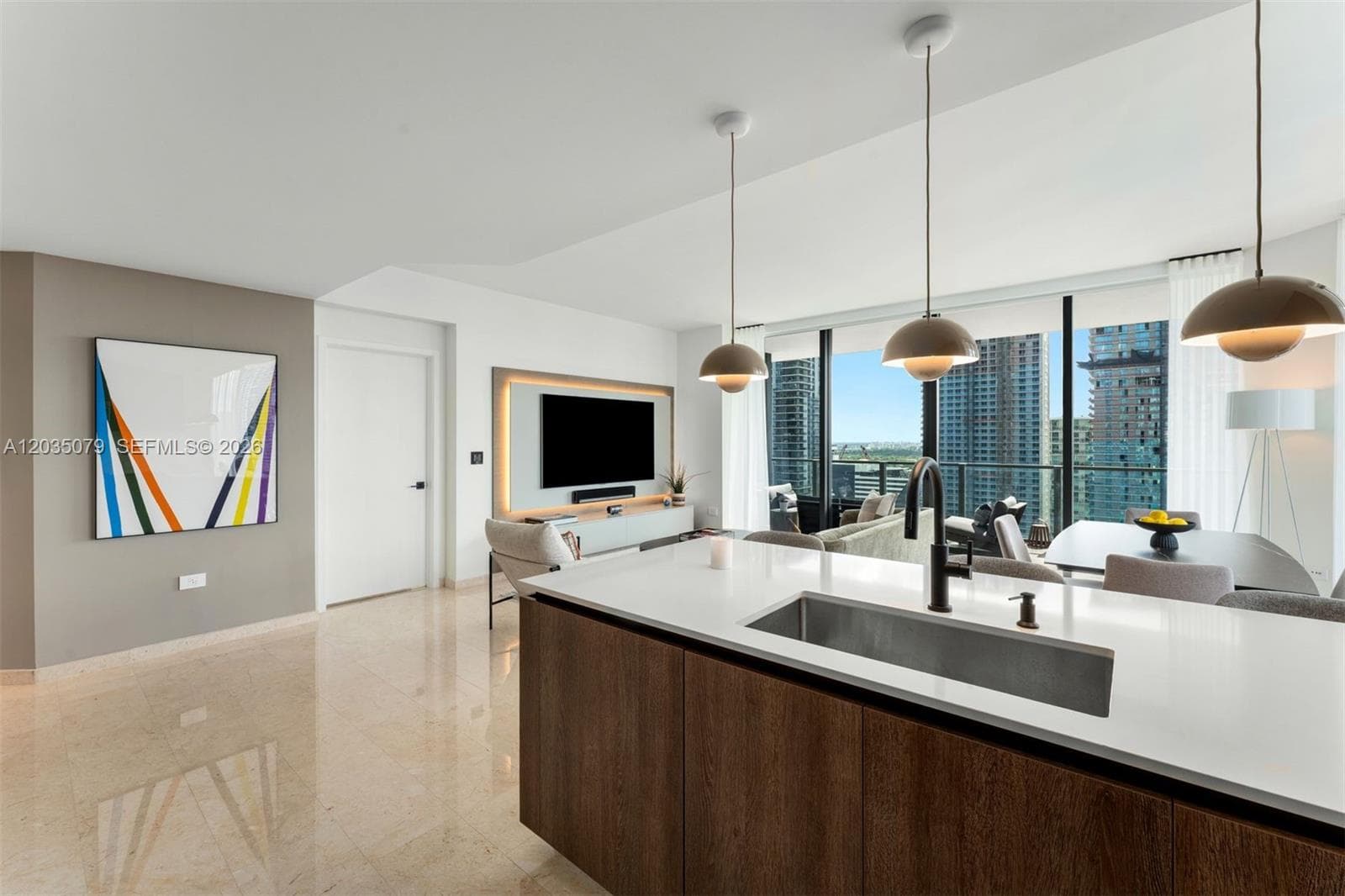 68 SE 6th St # 2612, Miami, FL 33131 photo 3