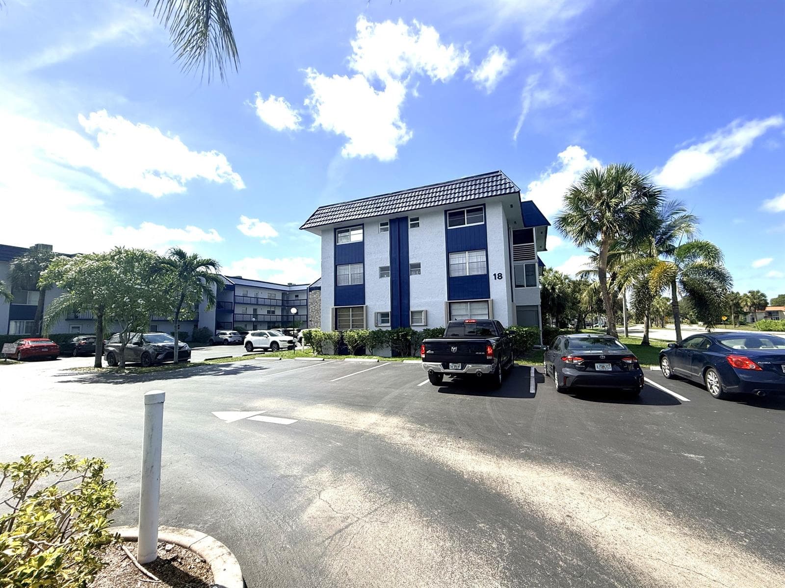 3050 Holiday Springs Boulevard # 111, Margate, FL 33063 photo 3
