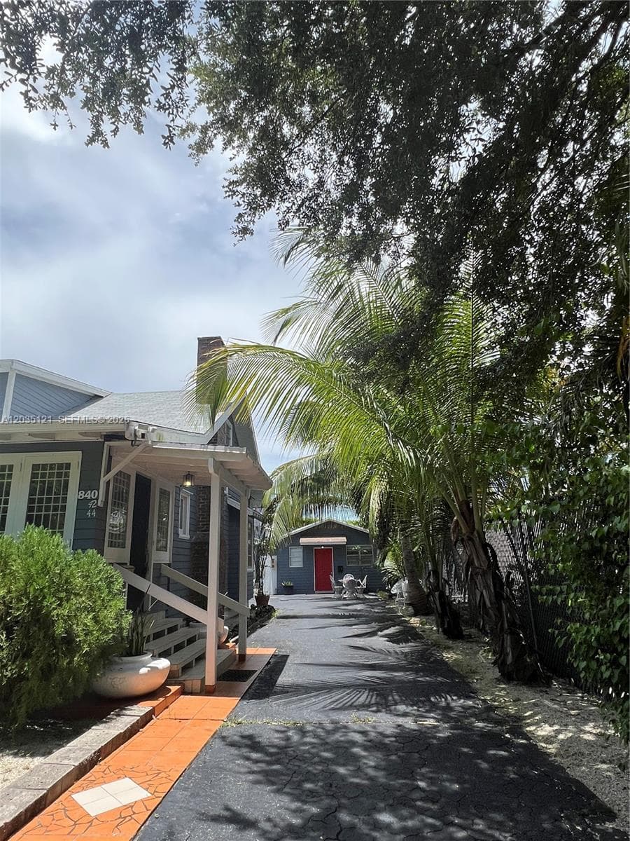 840 SW 13th Ave, Miami, FL 33135 photo 3