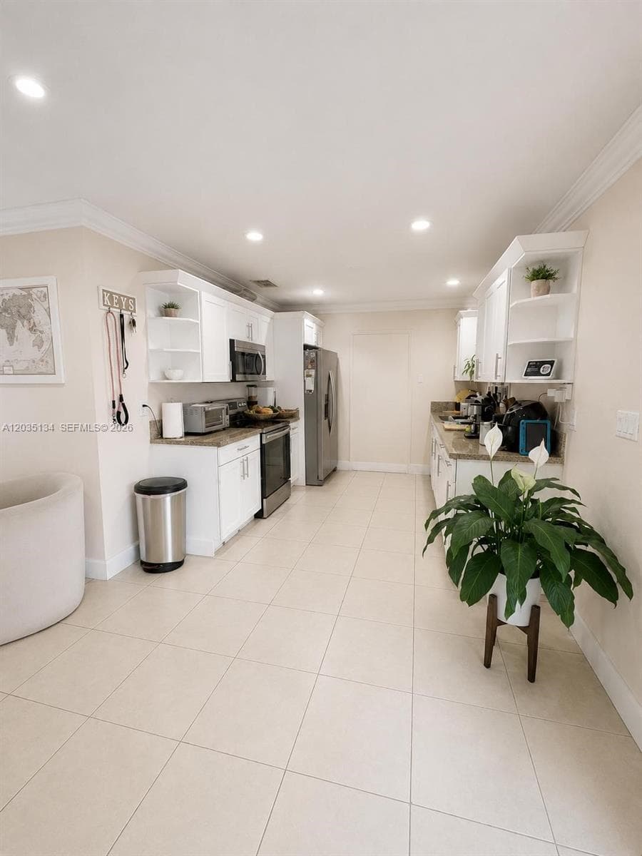 9515 Dominican Dr, Cutler Bay, FL 33189 photo 3