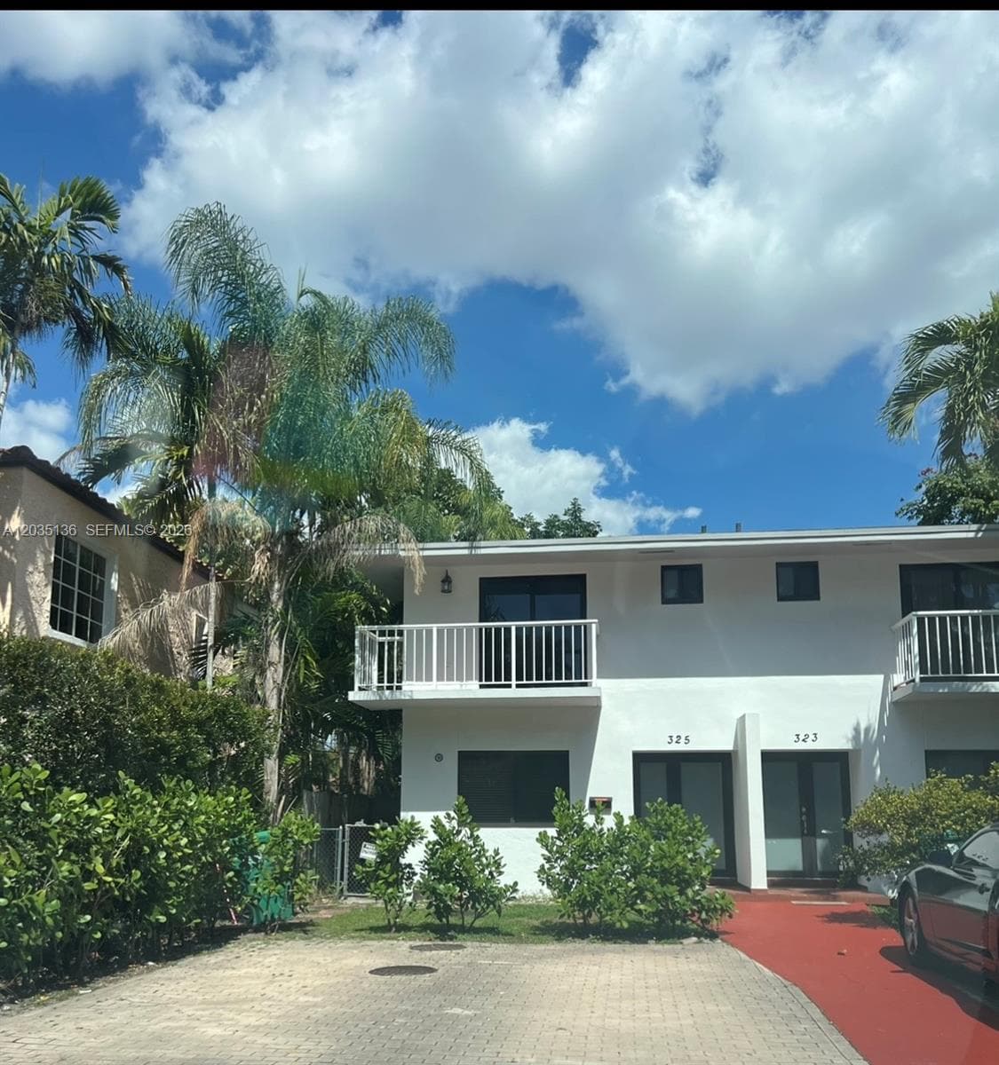 325 MENORES AVE, Coral Gables, FL 33134 photo 2