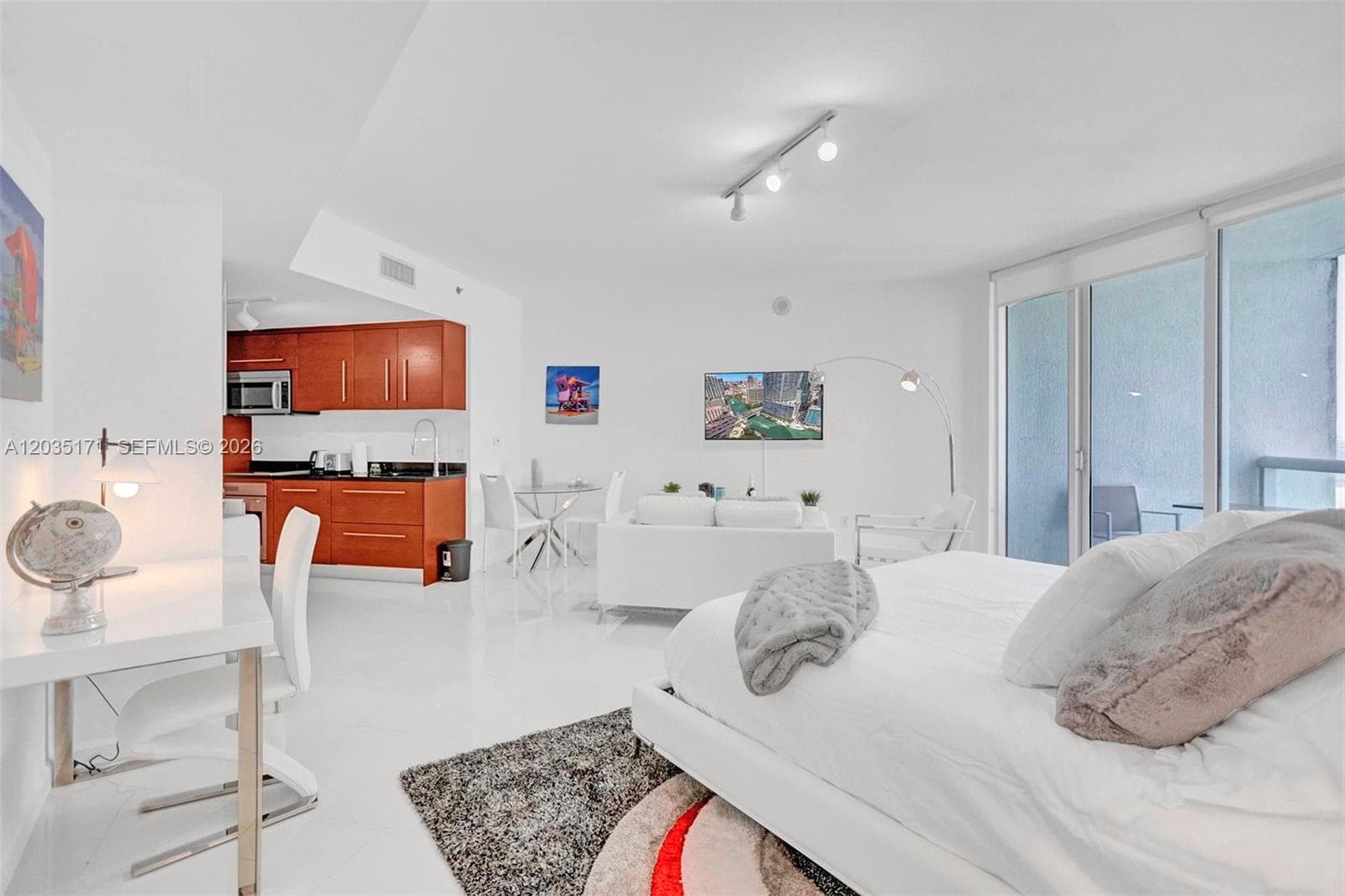 475 Brickell Ave # 3408, Miami, FL 33131 photo 4