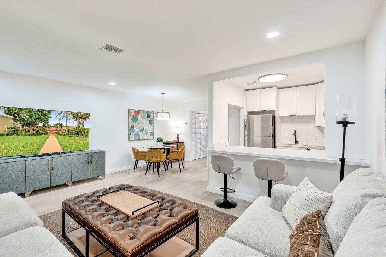 207 Salisbury I, West Palm Beach, FL 33417 photo 4