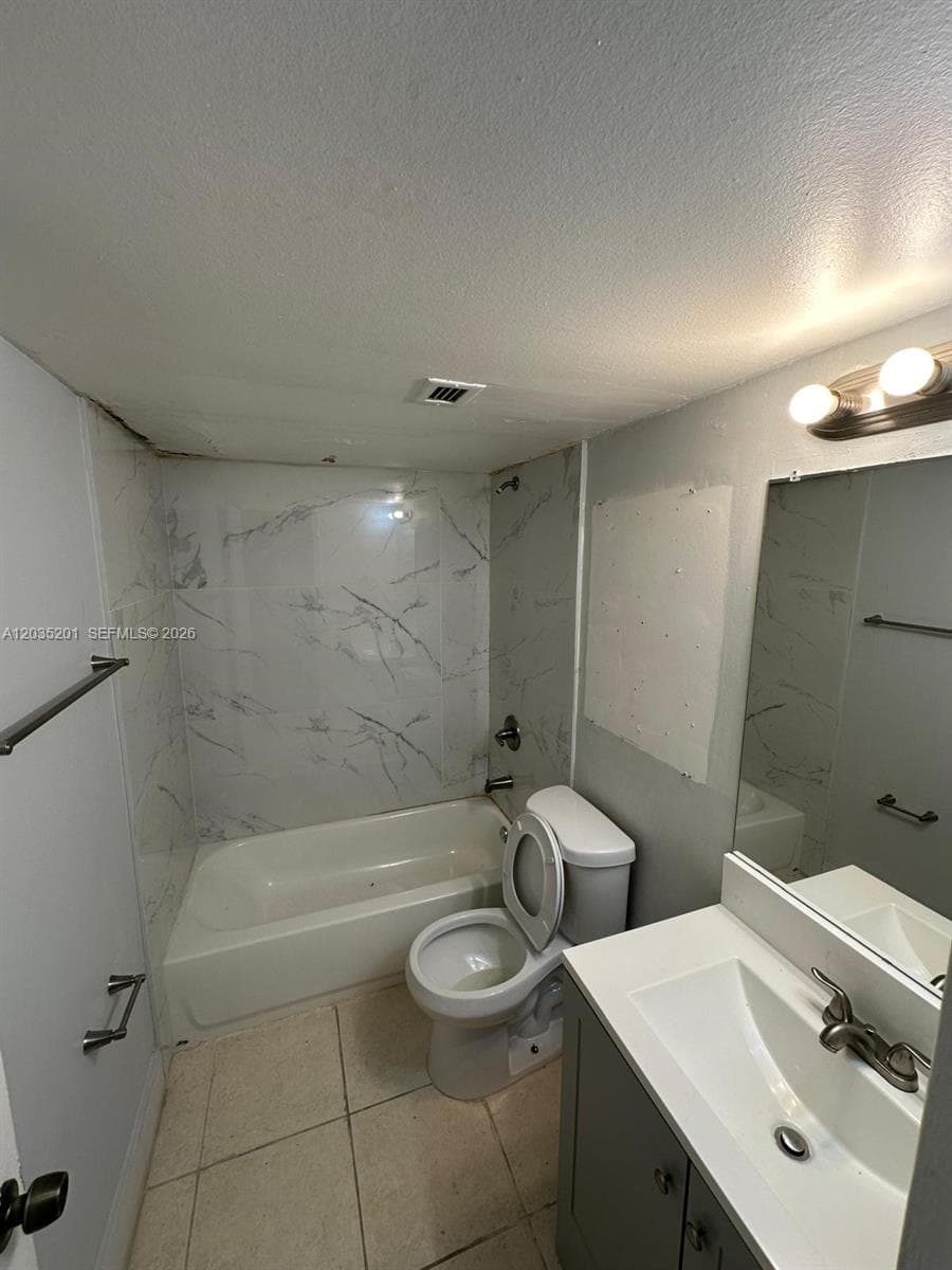 484 NW 165th St Rd # A-109, Miami, FL 33169 photo 3