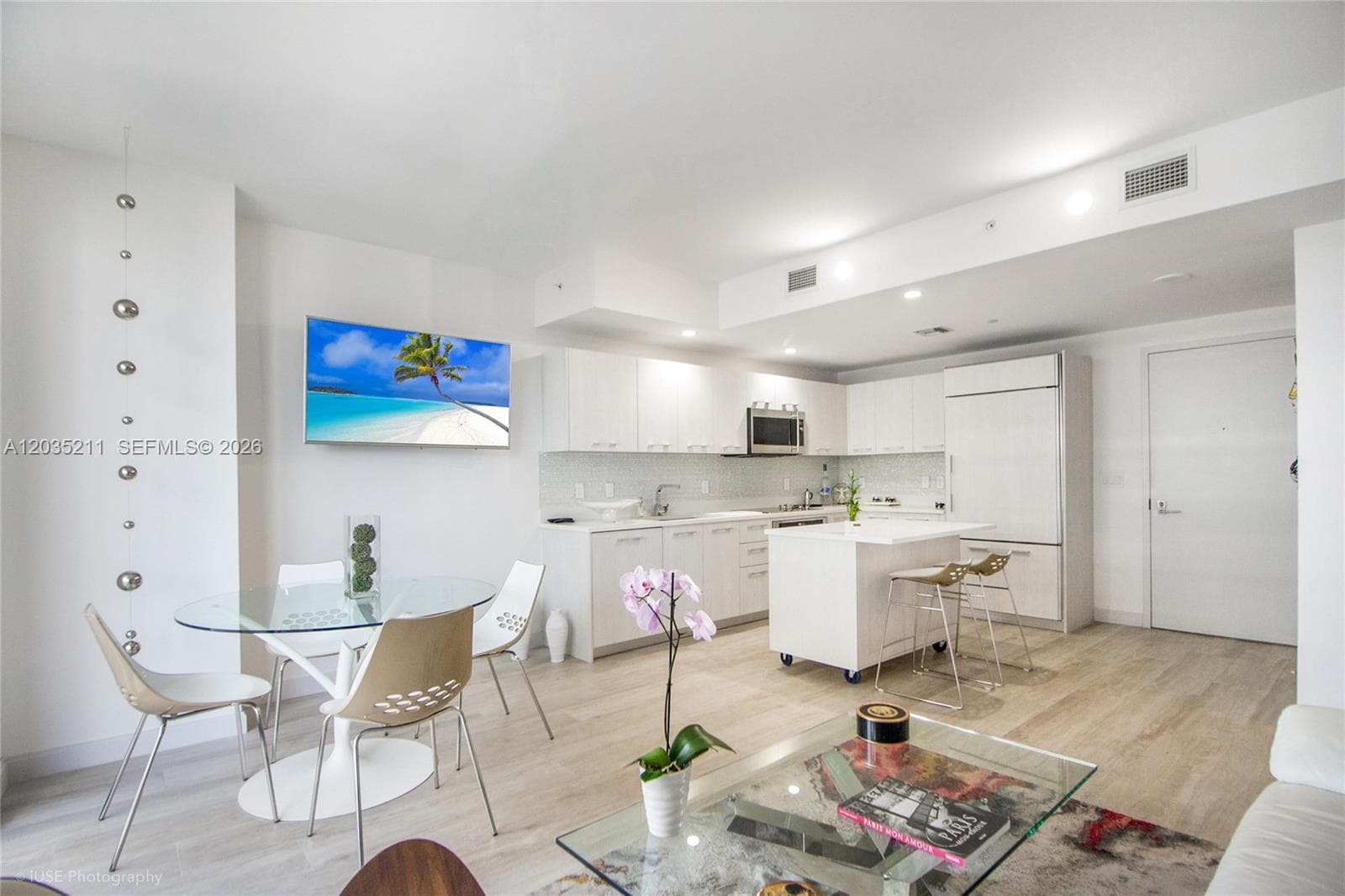 55 SW 9th St # 3802, Miami, FL 33130 photo 5