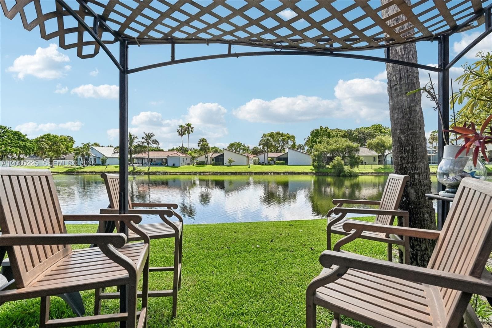 207 NW 45th Ave, Deerfield Beach, FL 33442 photo 2