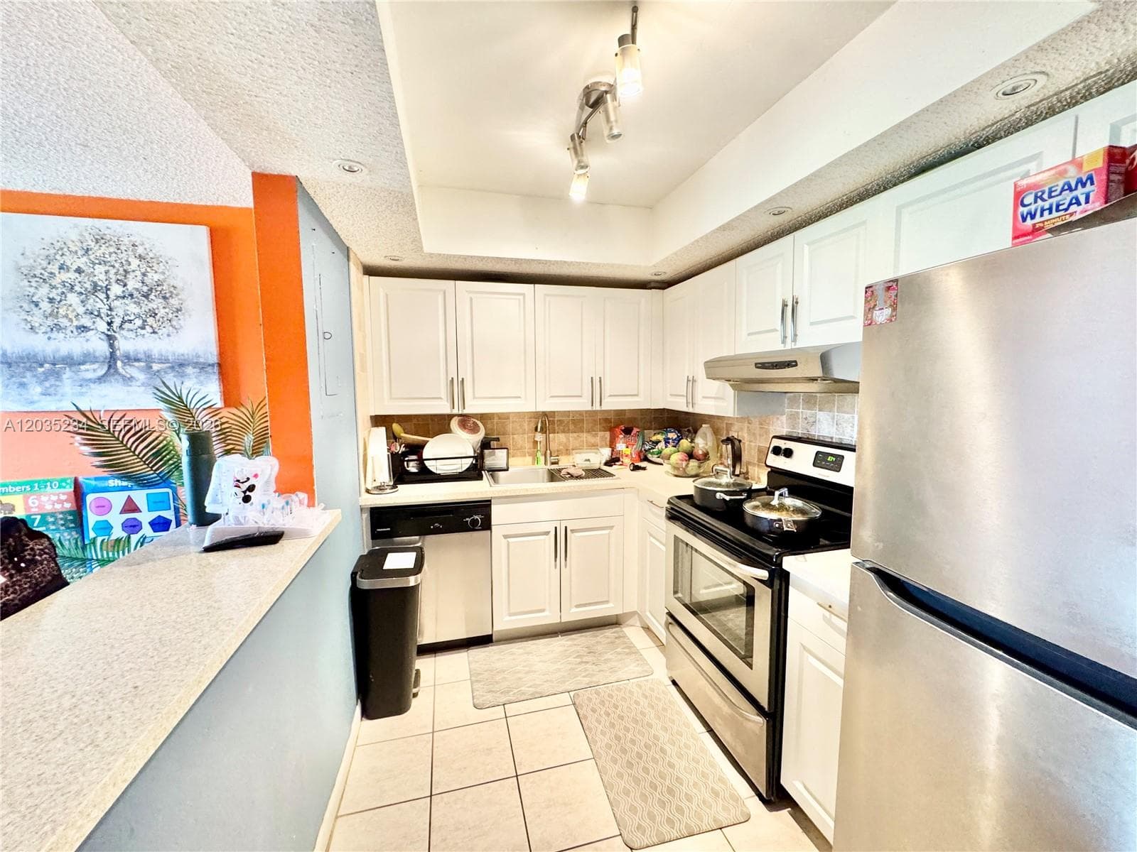 5570 NW 44th St # 408A, Lauderhill, FL 33319 photo 3