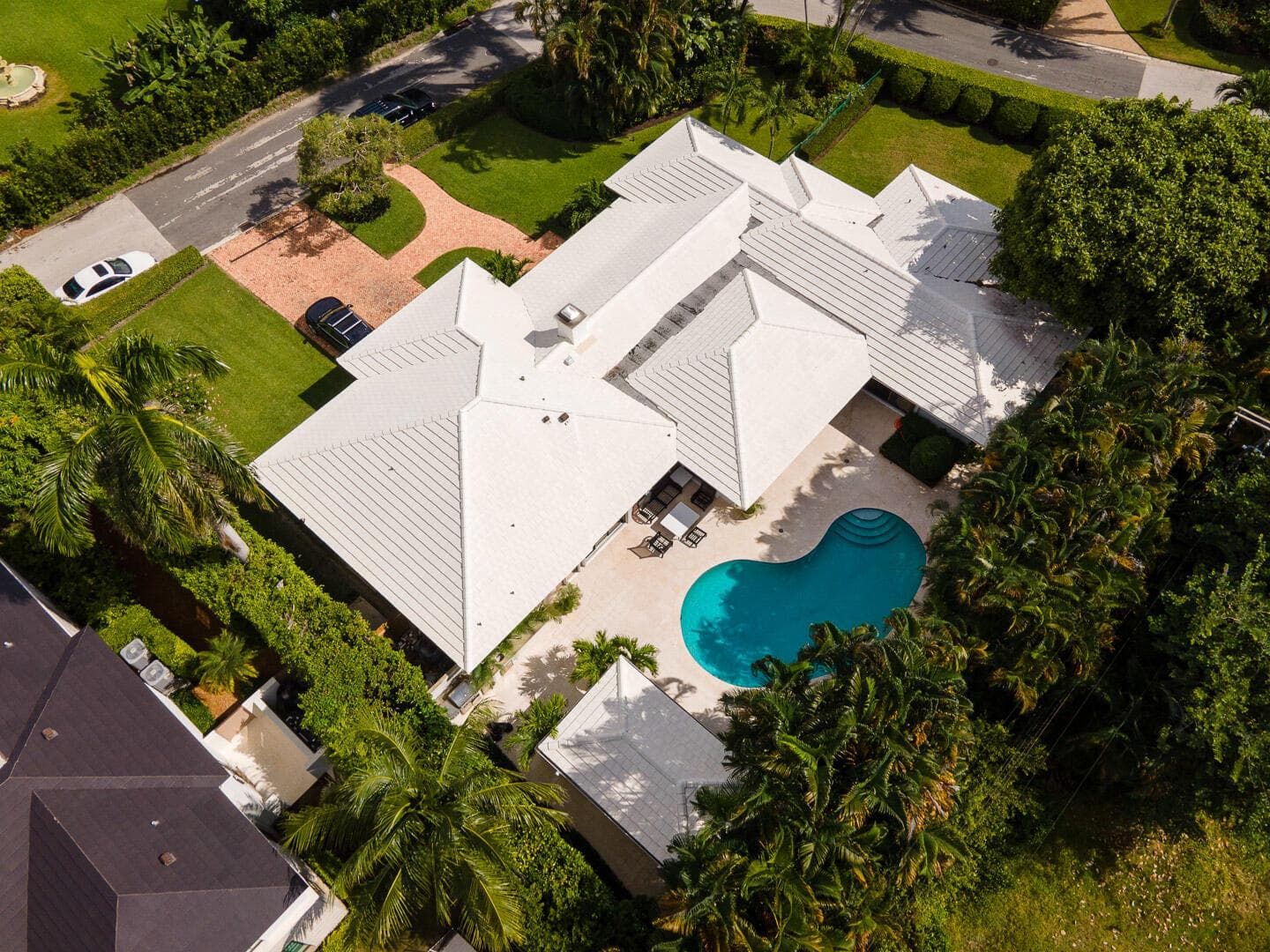 202 Coral Lane, Palm Beach, FL 33480 photo 2