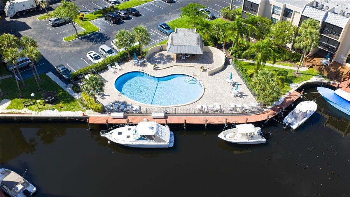 16 Royal Palm Way # 205, Boca Raton, FL 33432 photo 4