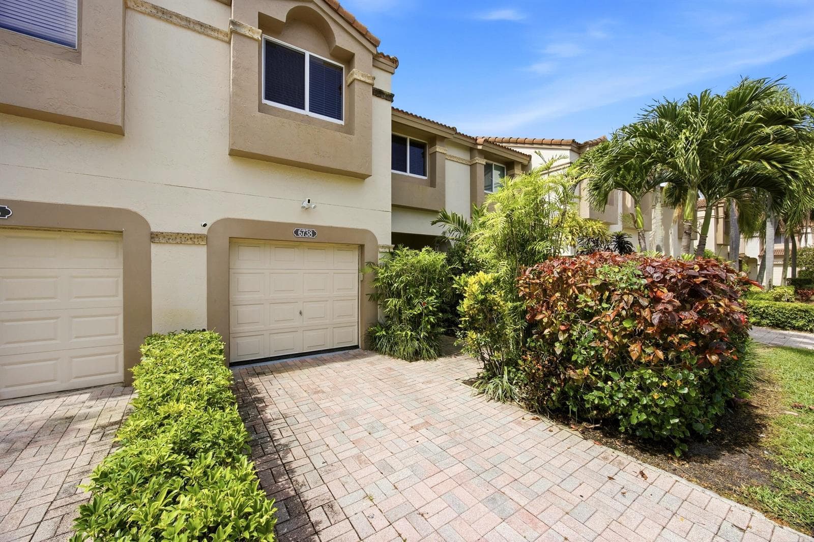 6738 Via Regina, Boca Raton, FL 33433 photo 2