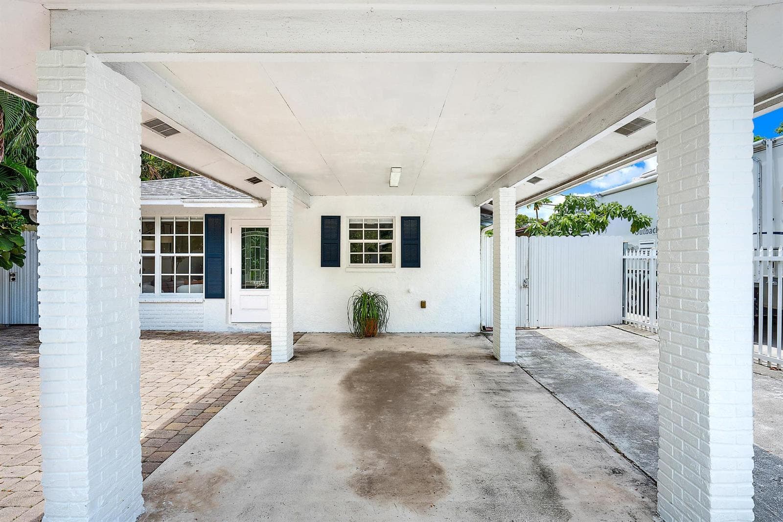 904 Ortega Road, West Palm Beach, FL 33405 photo 5