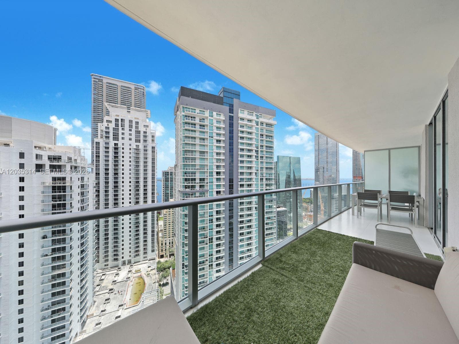1100 S Miami Ave # 3411, Miami, FL 33130 photo 2