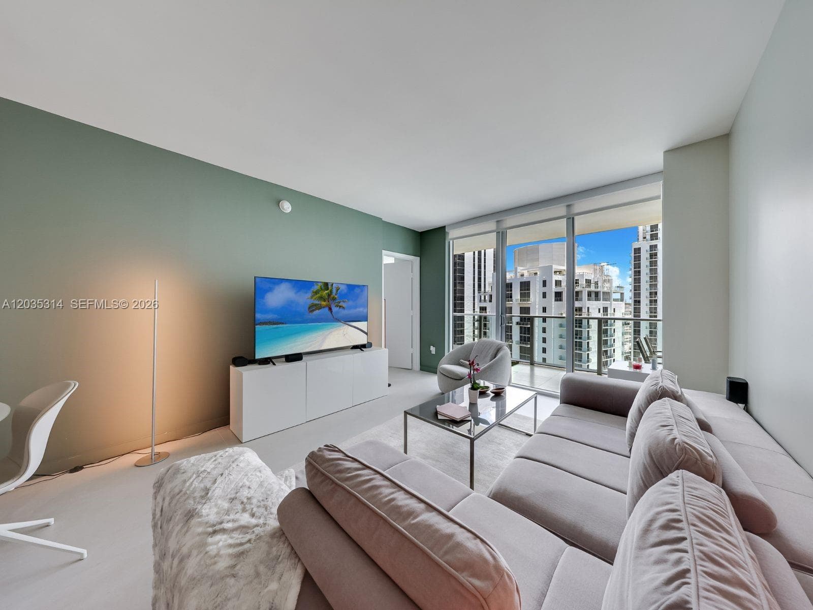 1100 S Miami Ave # 3411, Miami, FL 33130 photo 3