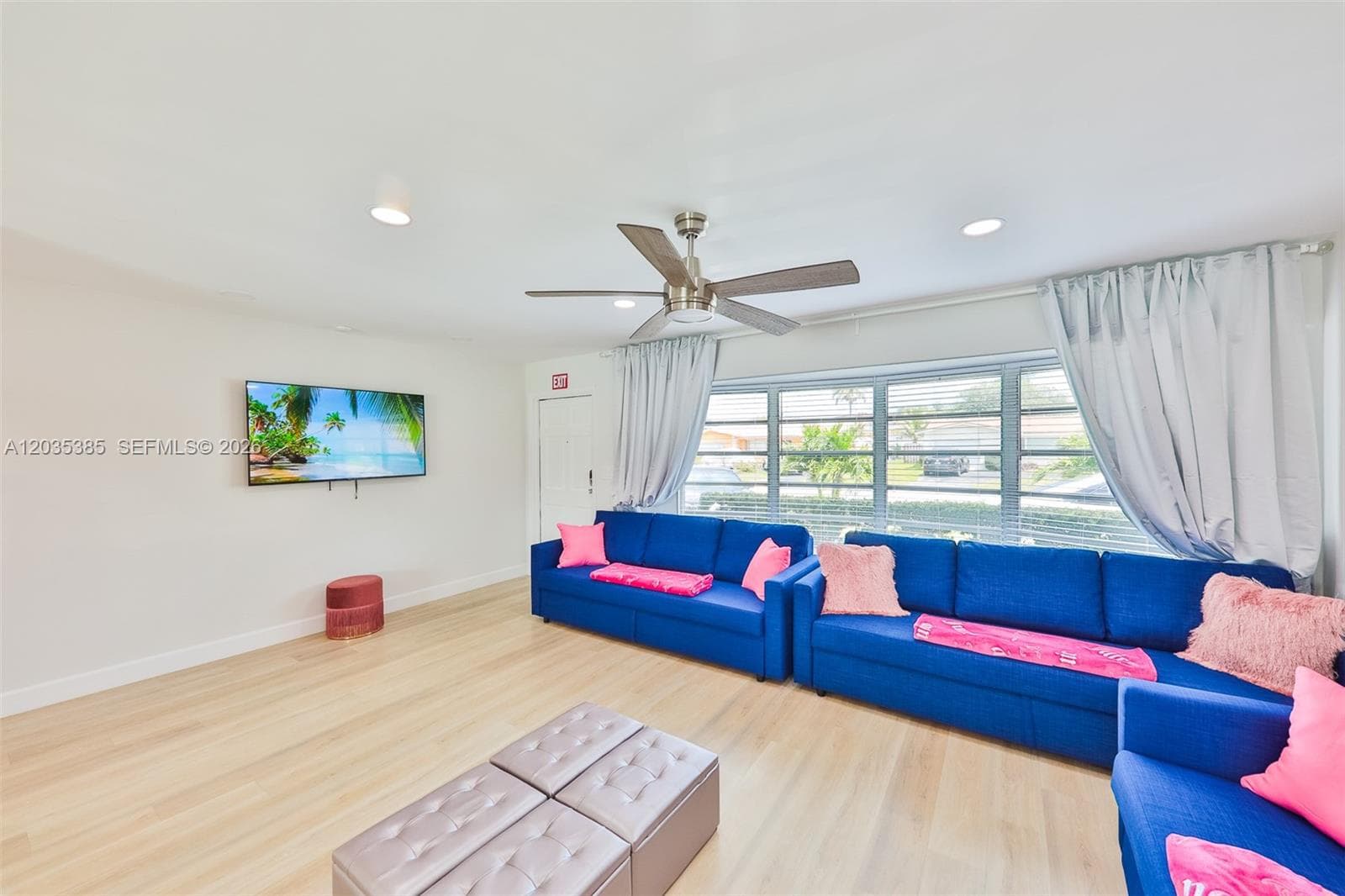 614 S Crescent Dr, Hollywood, FL 33021 photo 2