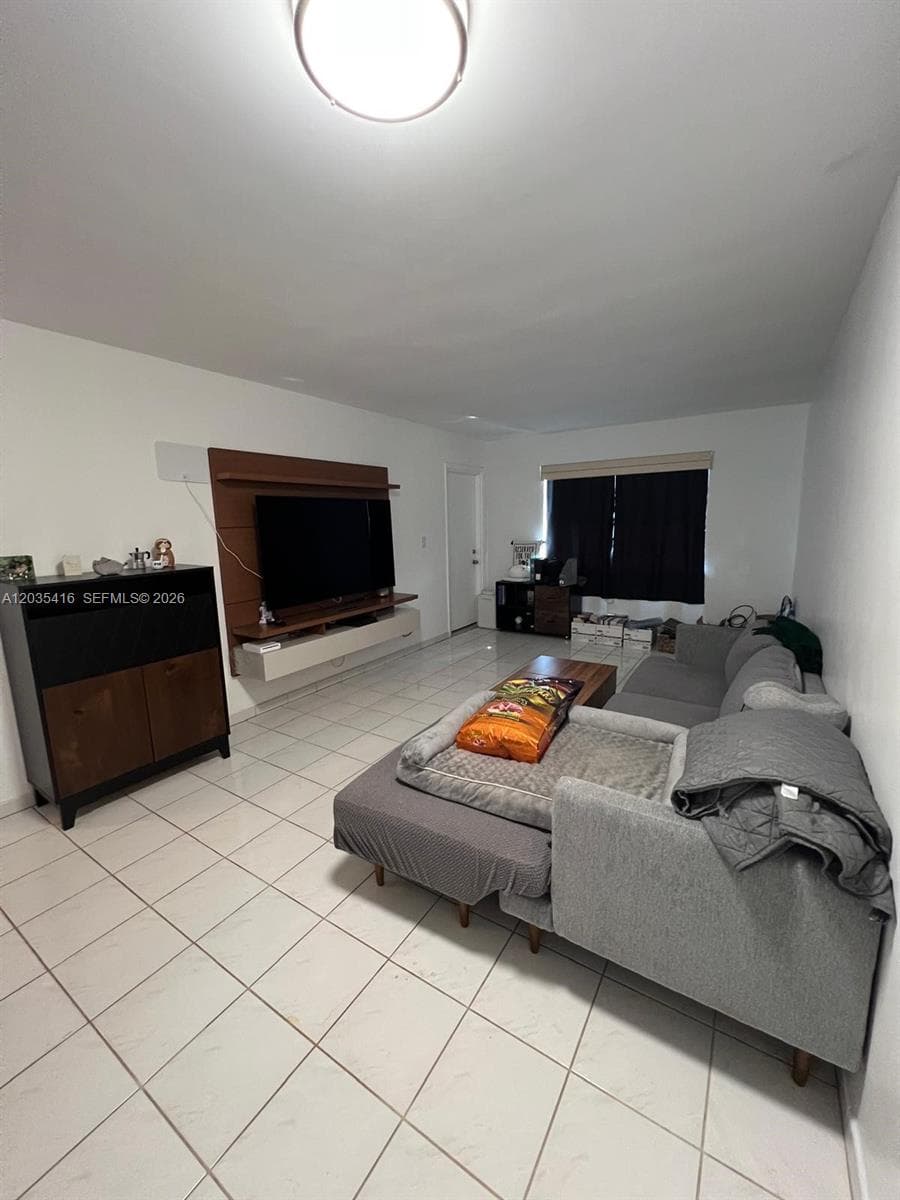 13101 Memorial Hwy 201 Hwy # 201, North Miami, FL 33161 photo 5