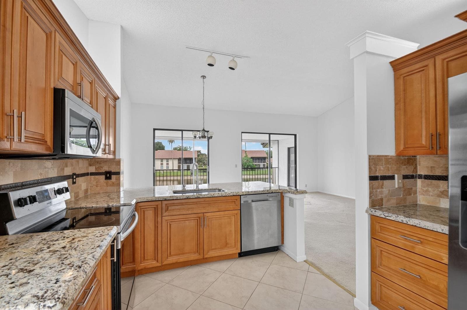10231 N Circle Lake Drive # 201, Boynton Beach, FL 33437 photo 5