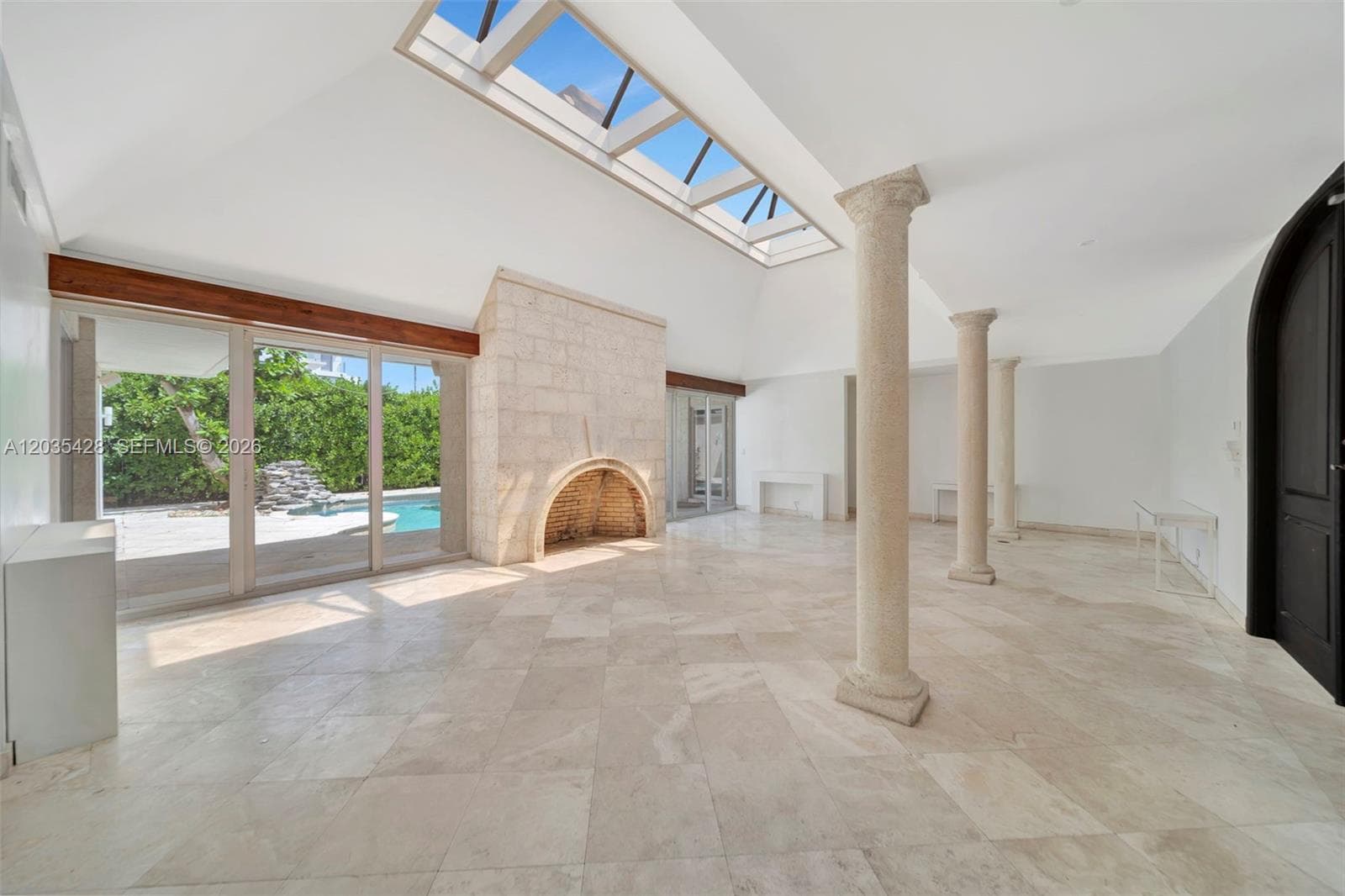 111 S Hibiscus Dr, Miami Beach, FL 33139 photo 3