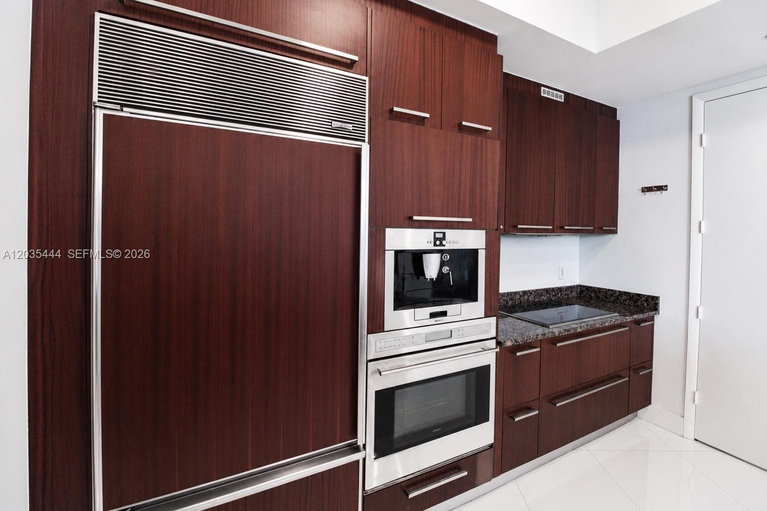 15901 Collins Ave # 403, Sunny Isles Beach, FL 33160 photo 5