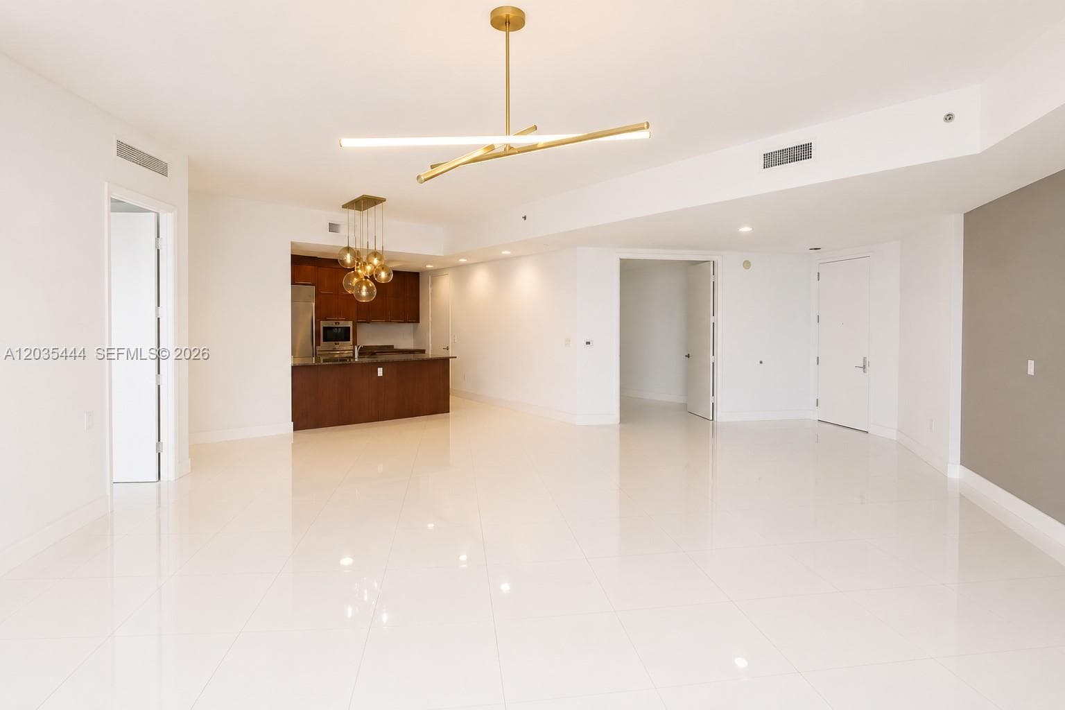 15901 Collins Ave # 403, Sunny Isles Beach, FL 33160 photo 4
