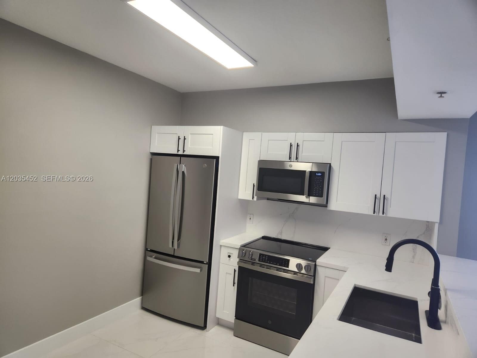 1 Glen Royal Pkwy # 1006, Miami, FL 33125 photo 5