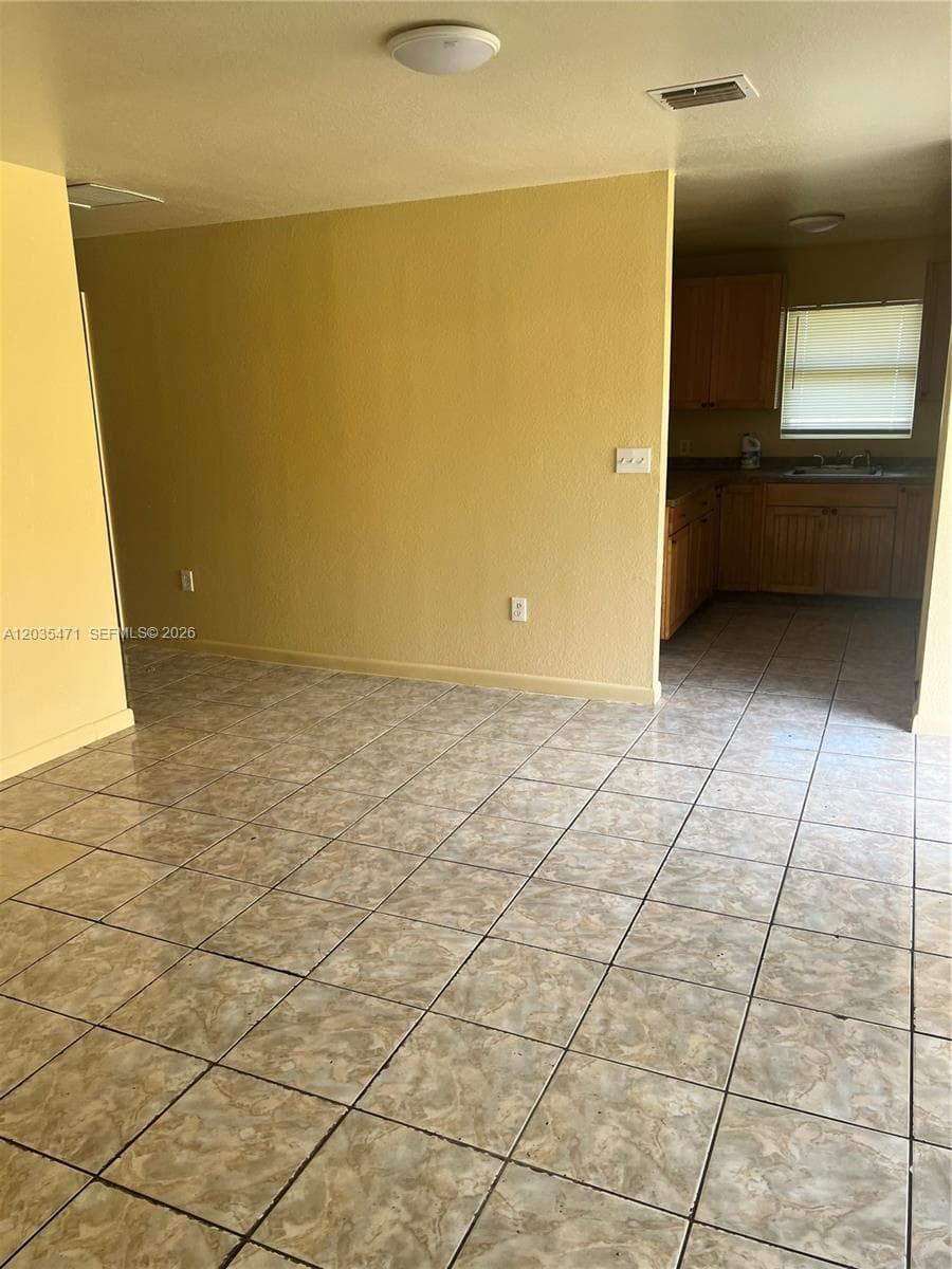 2111 NW 100th St # B, Miami, FL 33147 photo 4