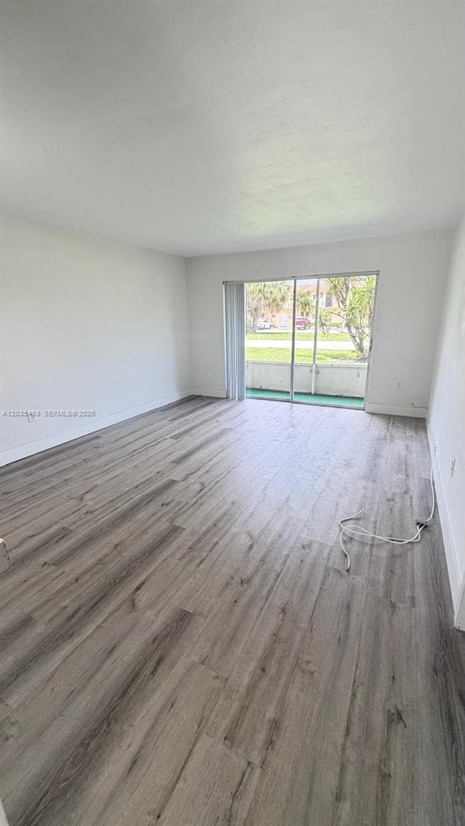 20200 NE 27th Ct # 9, Aventura, FL 33180 photo 2