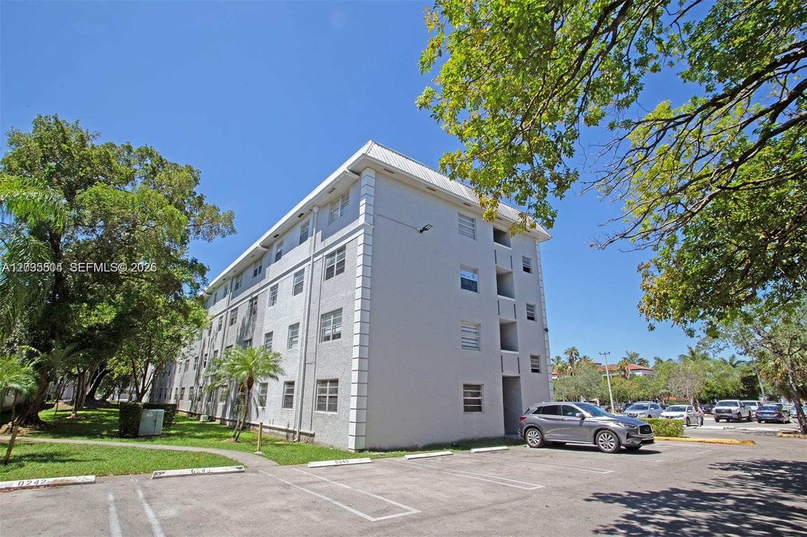 17255 SW 95th Ave # 249, Palmetto Bay, FL 33157 photo 2
