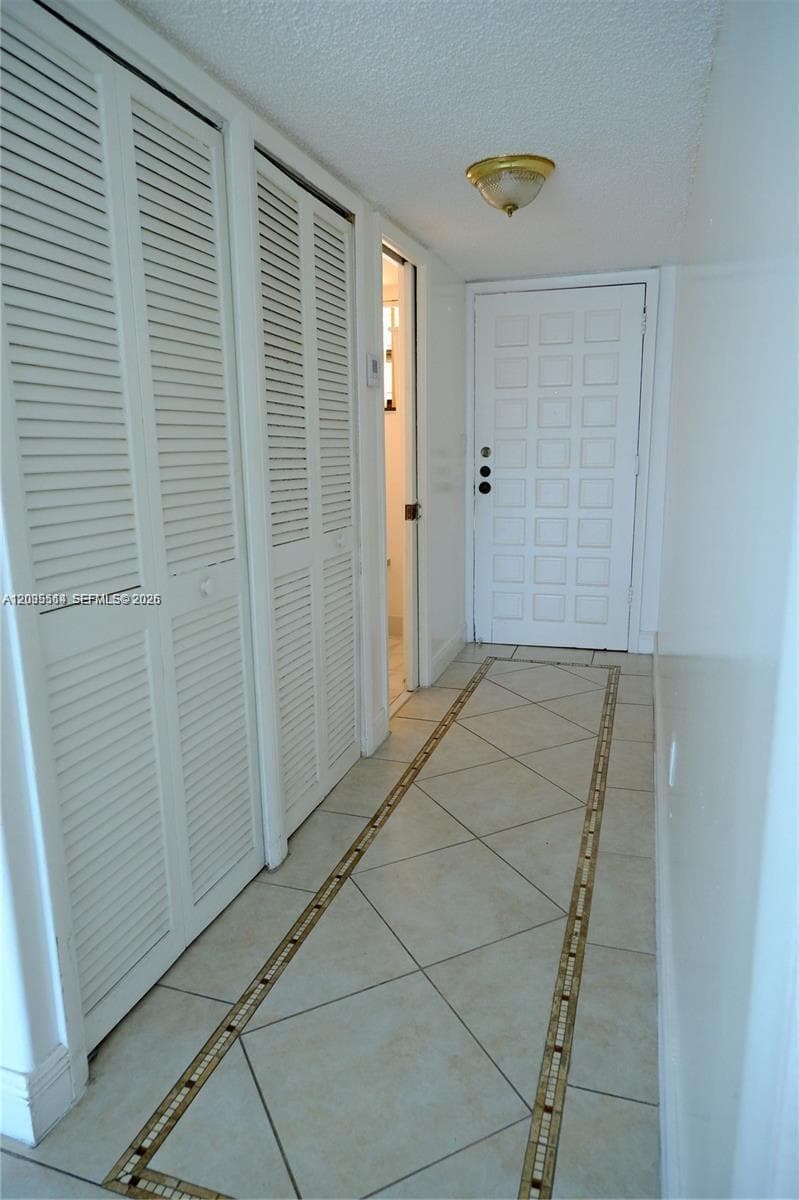 650 NE 149th St # 505F, Miami, FL 33161 photo 3