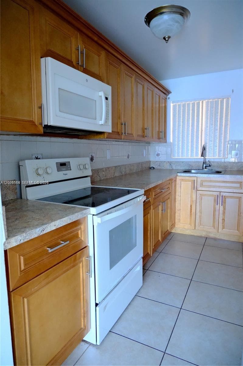650 NE 149th St # 505F, Miami, FL 33161 photo 5